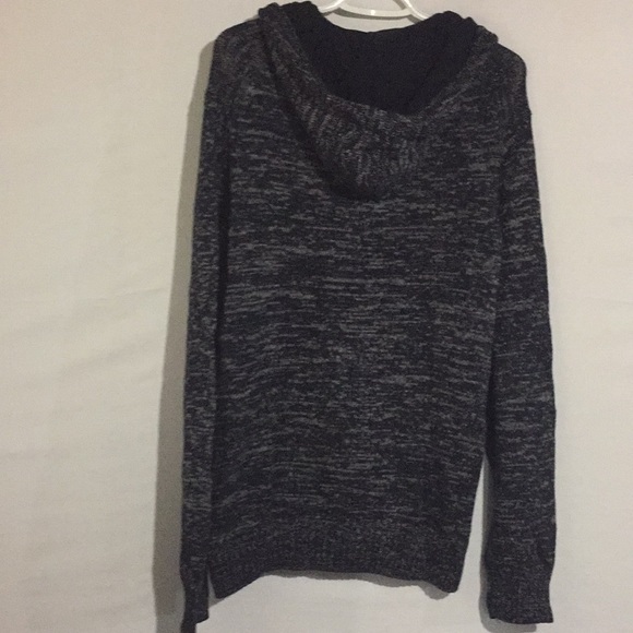 H&M sweater with hoodie size Medium - Picture 7 of 10